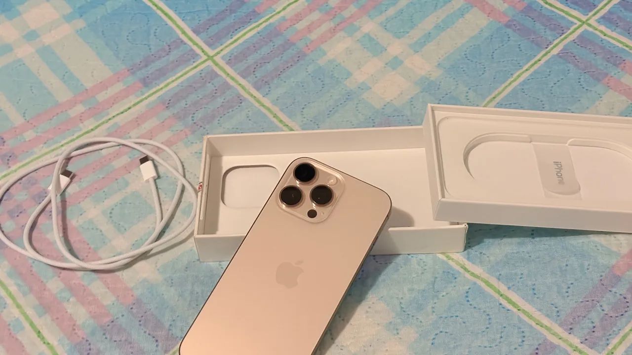 Iphone 16 Pro Max - Novo - 256GB