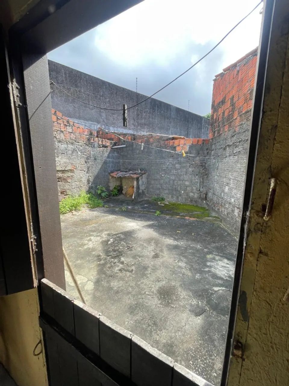 VENDO CASA CURIÓ EXCELENTE LOCALIZAÇÃO C QUINTAL - Foto 2
