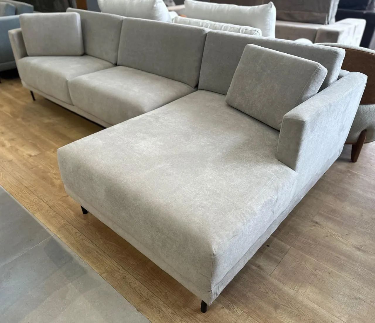 Sofá com chaise  - Foto 2