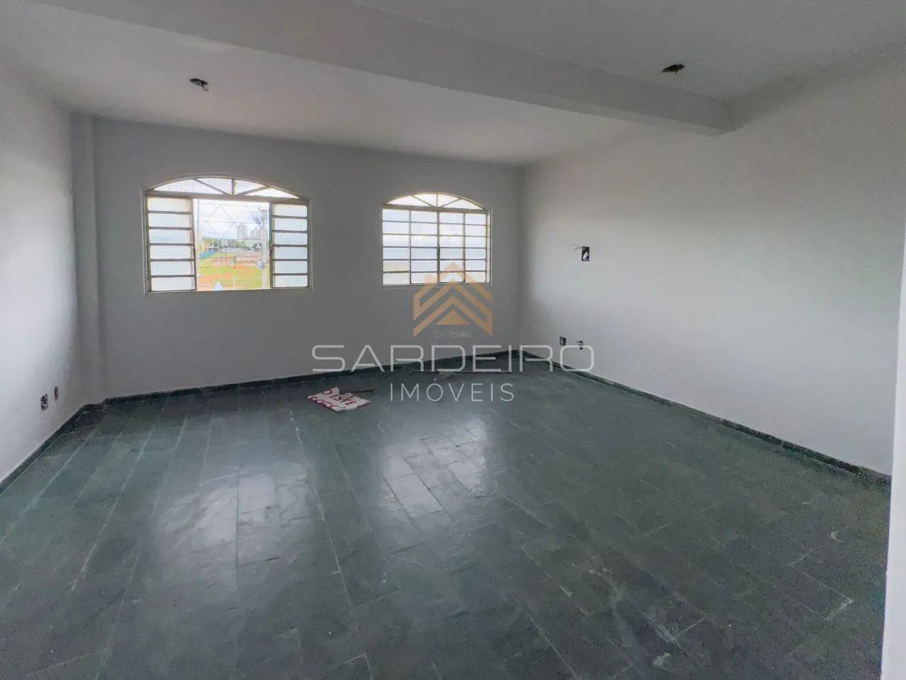 Prédio com Loja t érrea e 2 pavimentos superiores  Ceilândia - DF - Foto 4