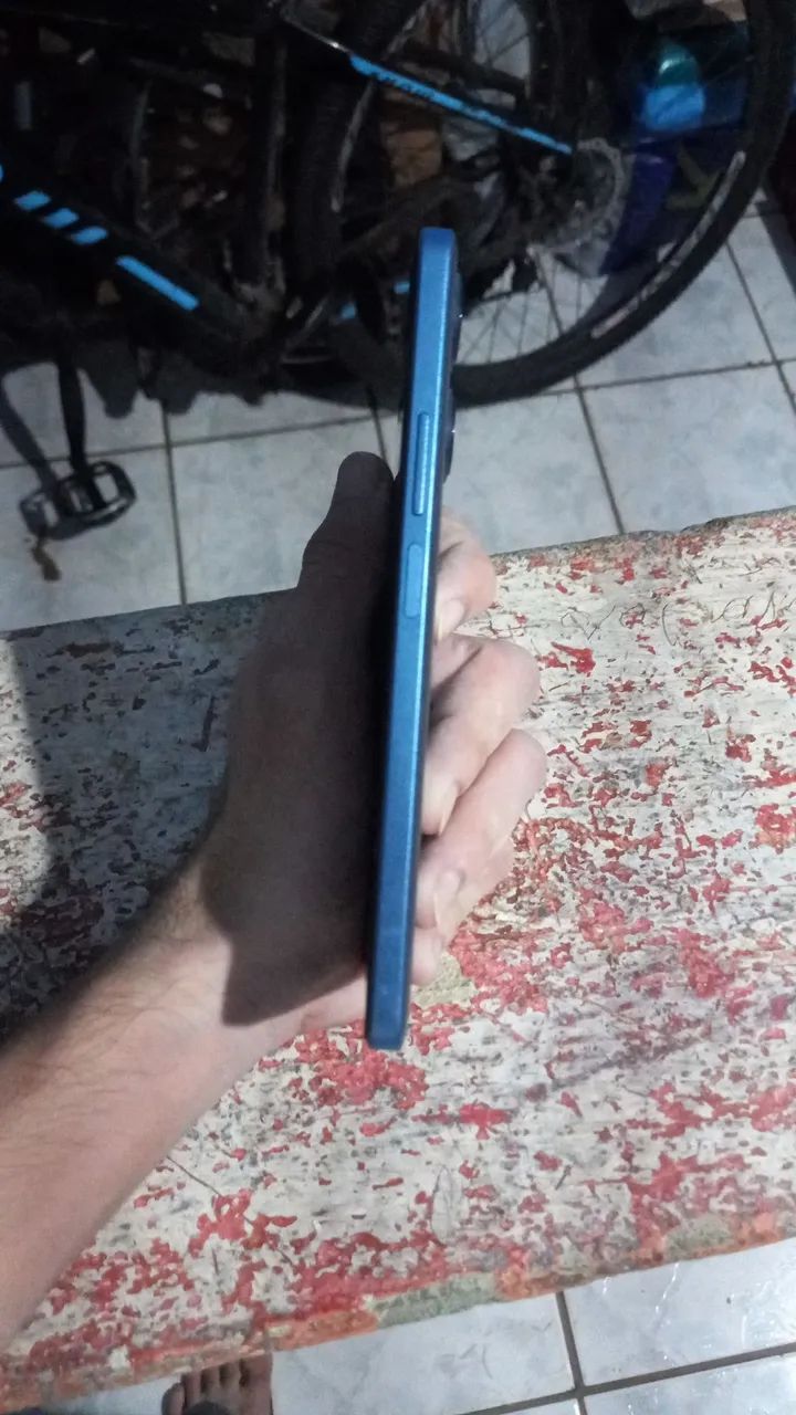 Vendo um celular poco f5 - Foto 4