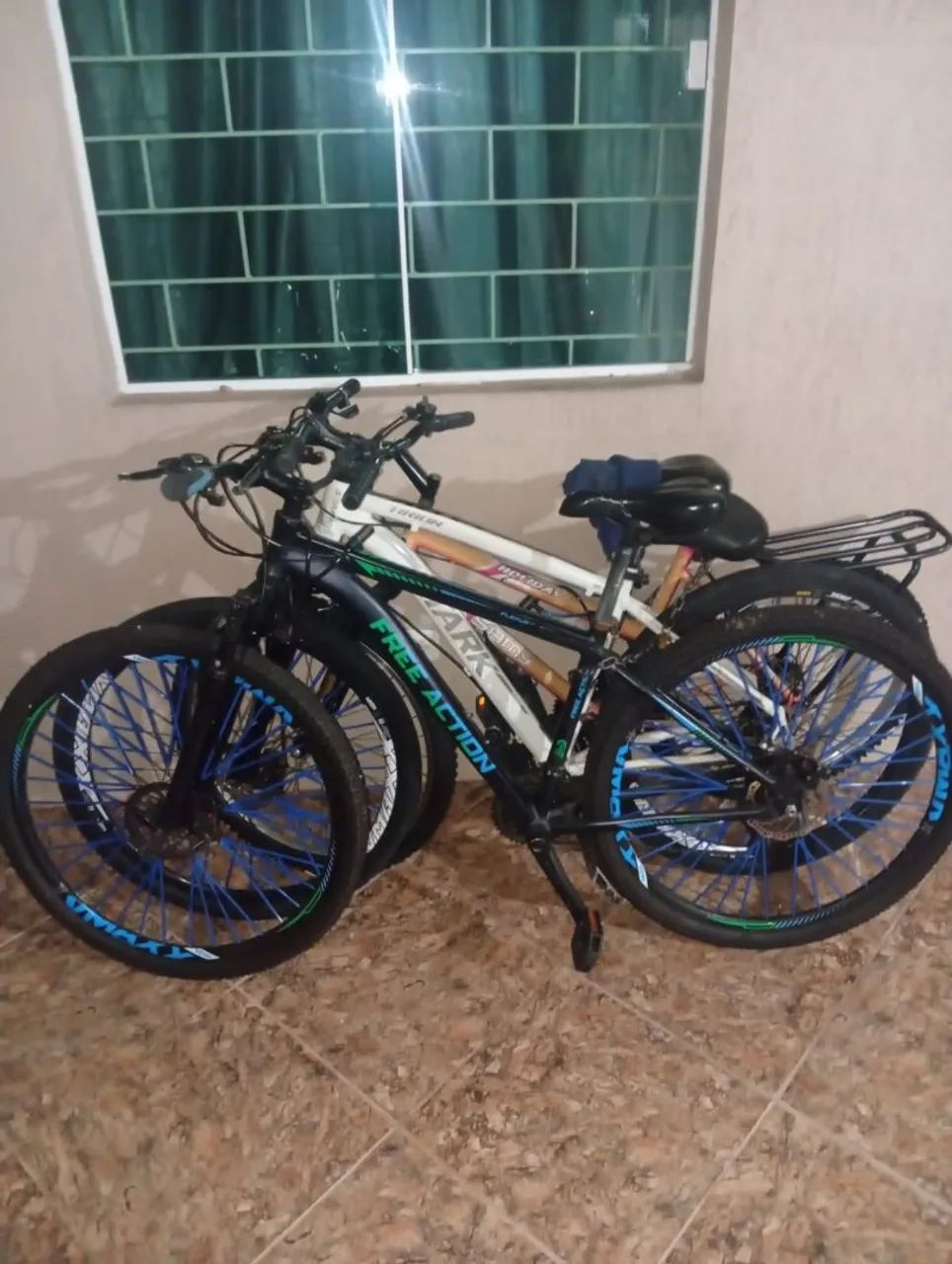 Bike aro 29 e aro 26  - Foto 5