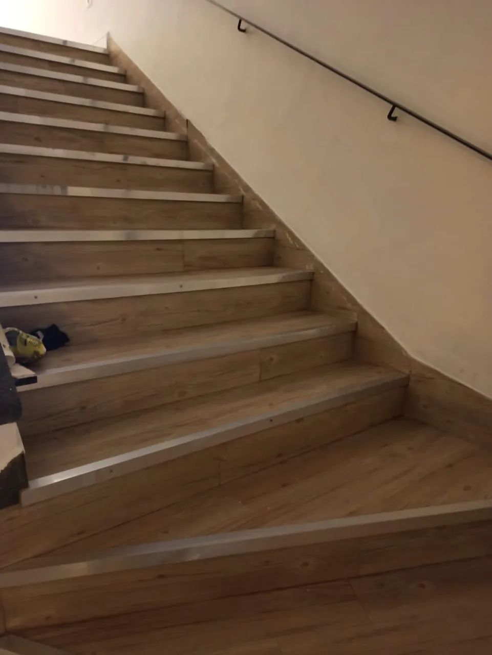 Locação de prédio comercial com salas espaçosas - Foto 3