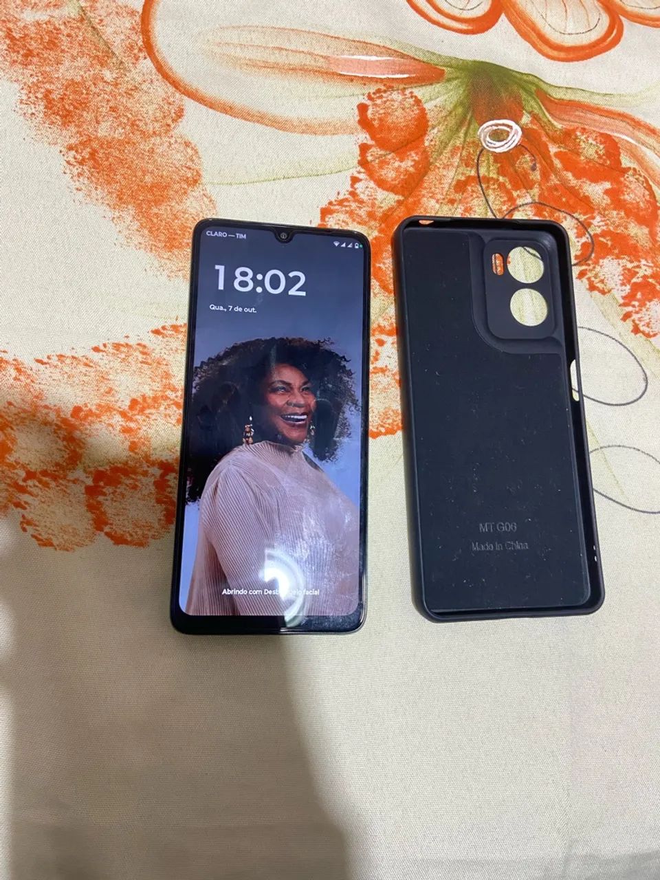 Celular meses de usado moto g06 - Foto 2