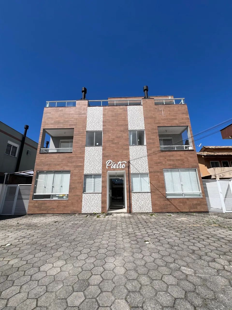 Excelente apartamento, ótima planta .2 dormitórios.