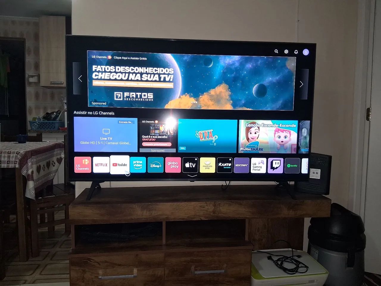 TV LG 60 POLEGADAS HIPER NOVA, COM CONTROLE. E RACk PARA 60 POLEGADAS. - Foto 4