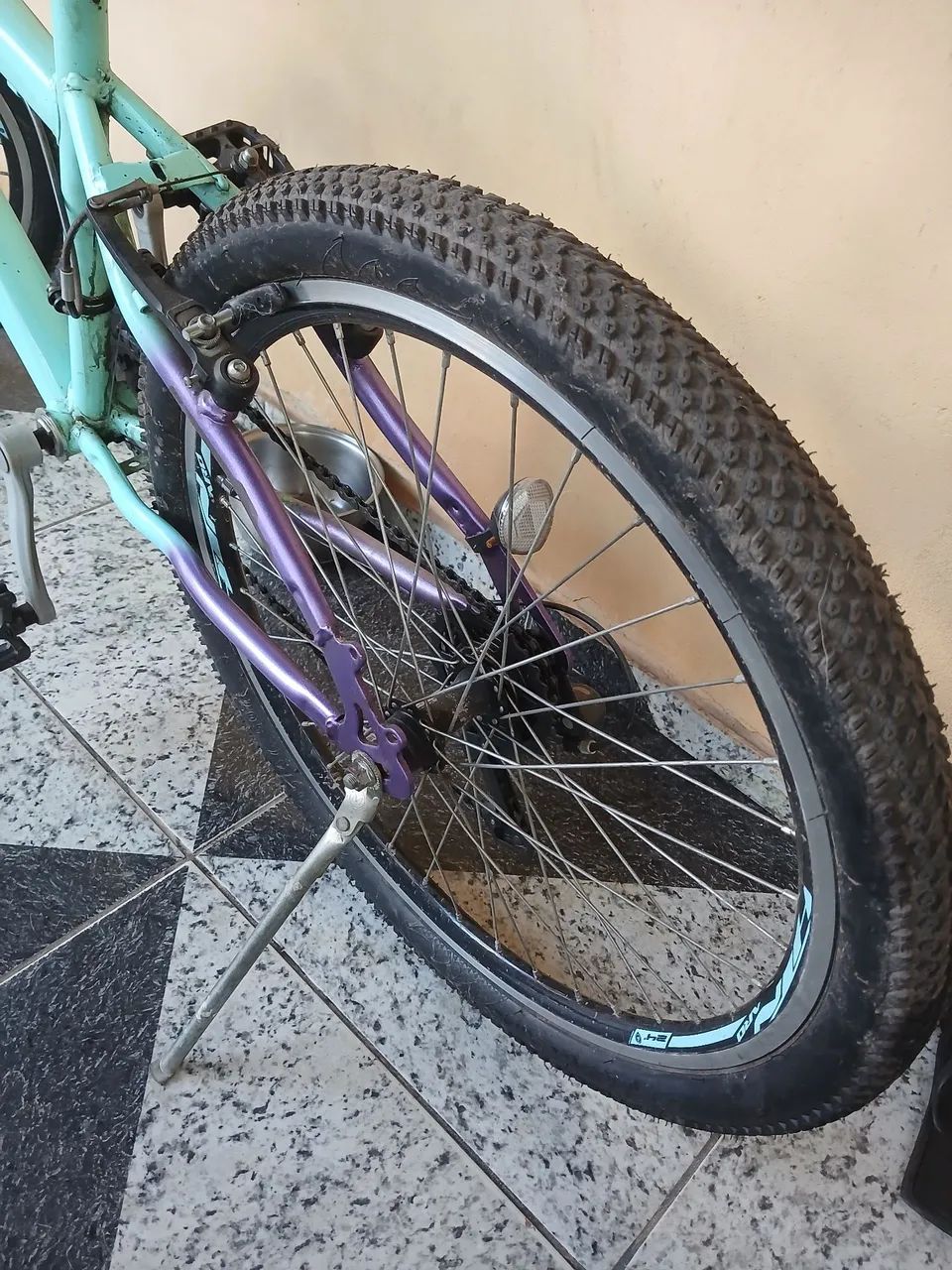 Bike aro 24 no grau com pouca rodagem.  - Foto 3