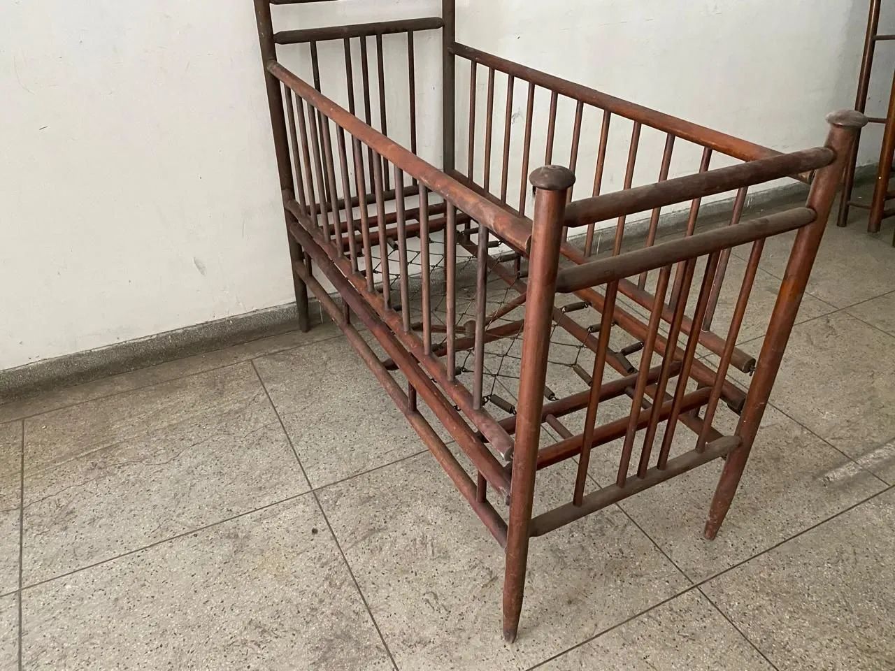 CONJUNTO CAMA PATENTE E BERÇO PATENTE  - Foto 4