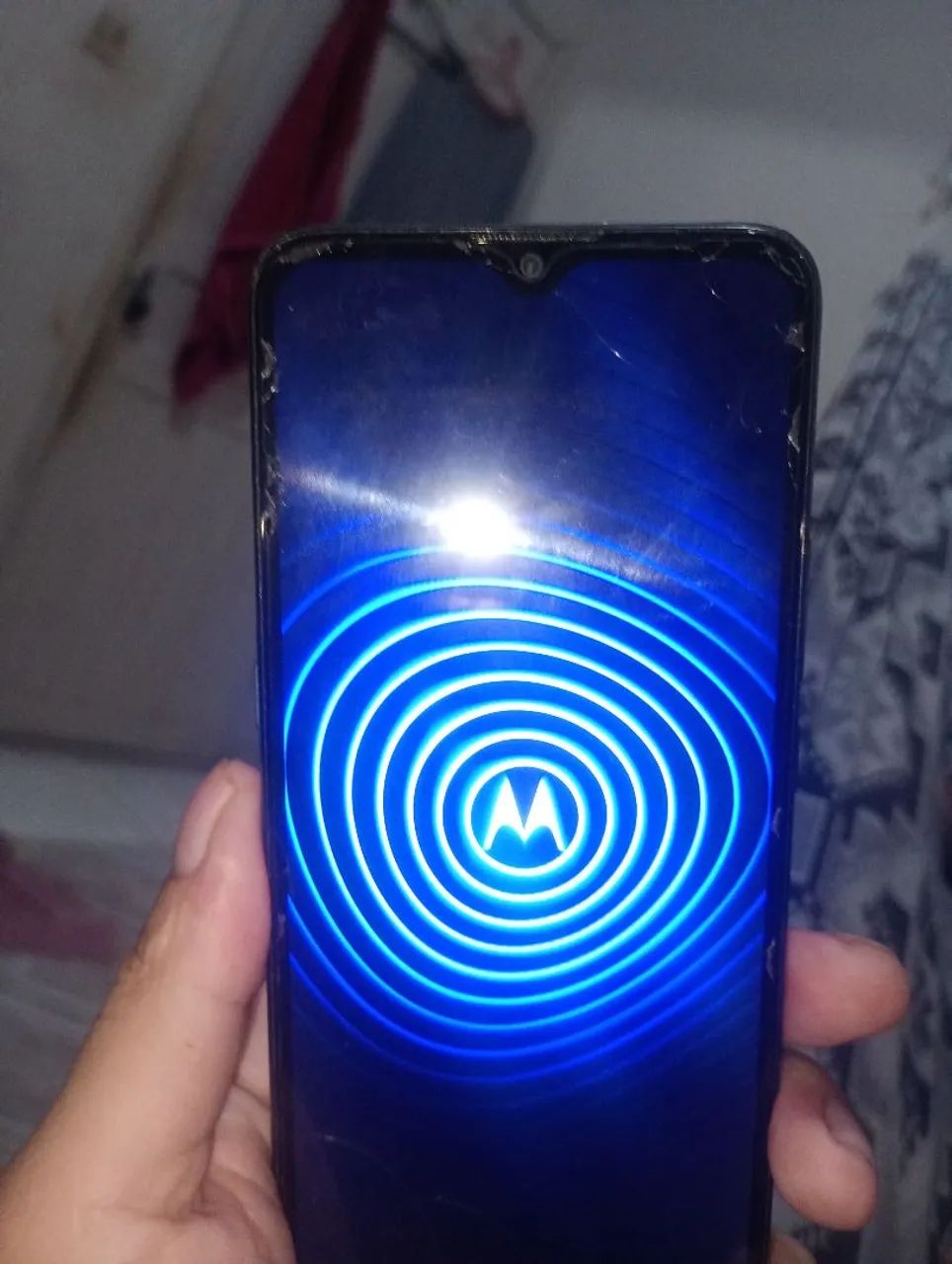 Vendo celular mtoE7