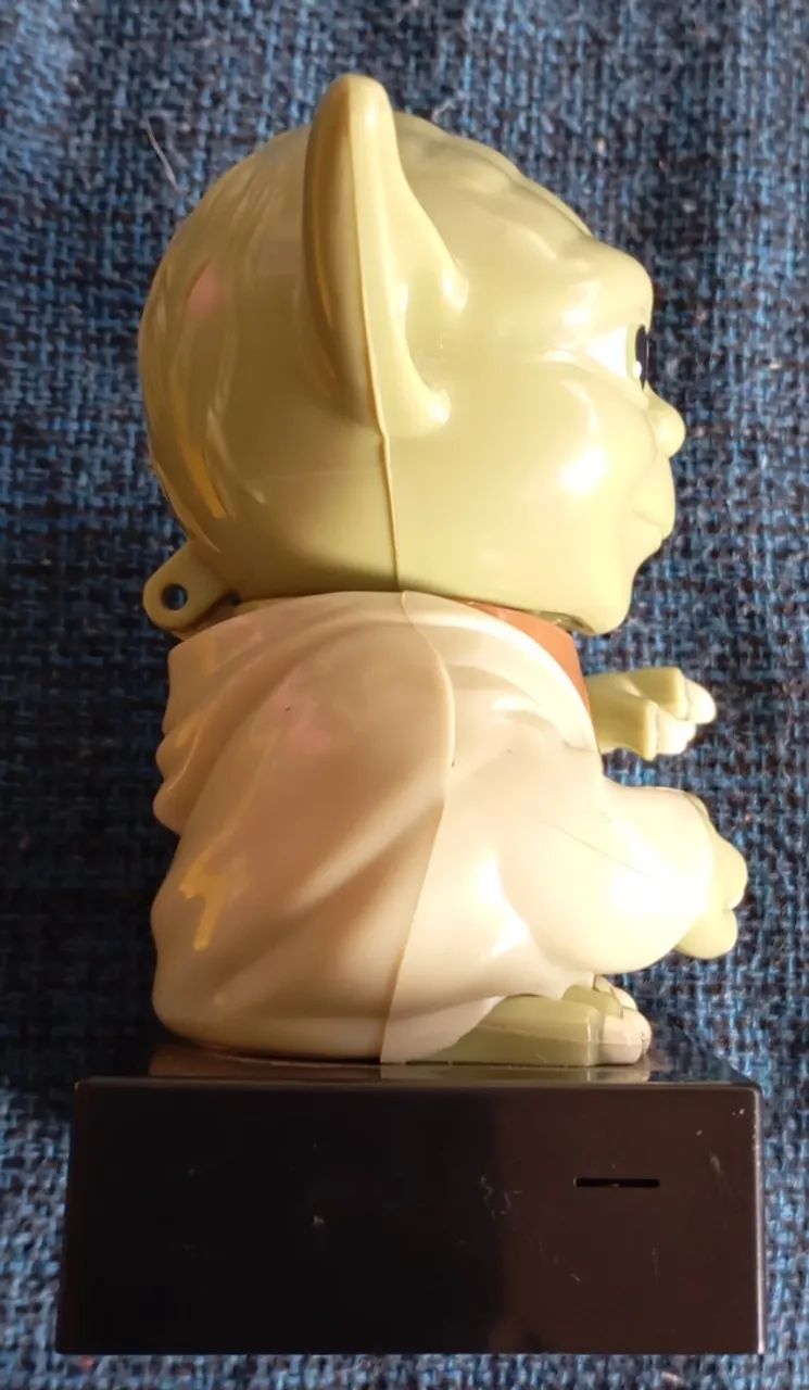 Boneco Star Wars Yoda Dispenser - Foto 5