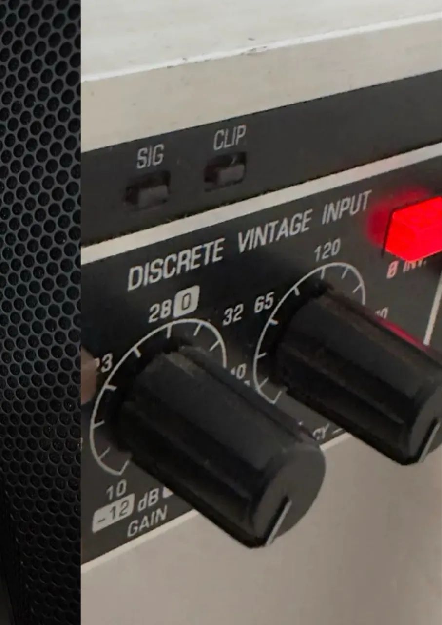 PRÉ-AMP DE MICROFONE BEHRINGER  - Foto 2