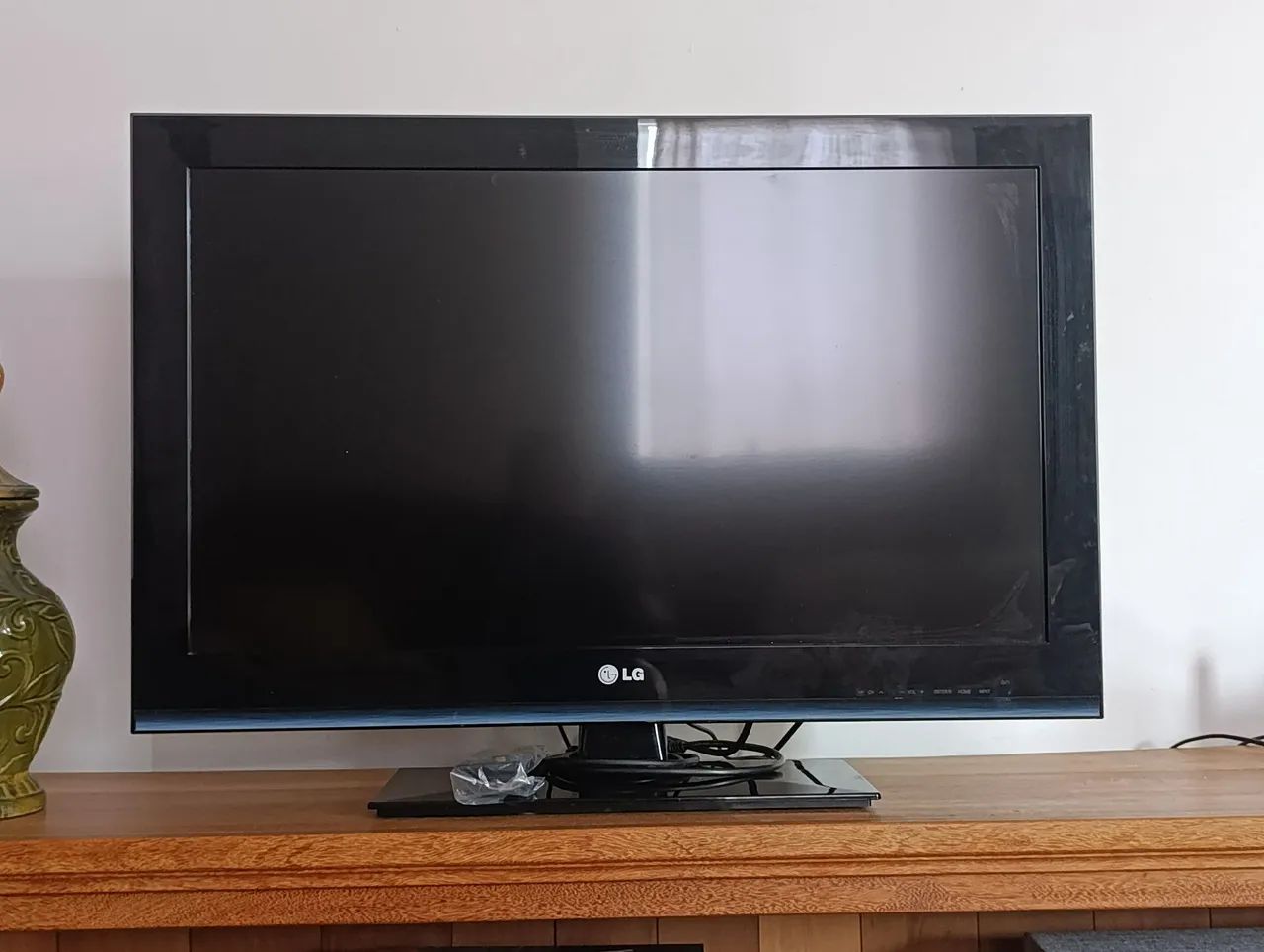 Tv 32' LG com controle 