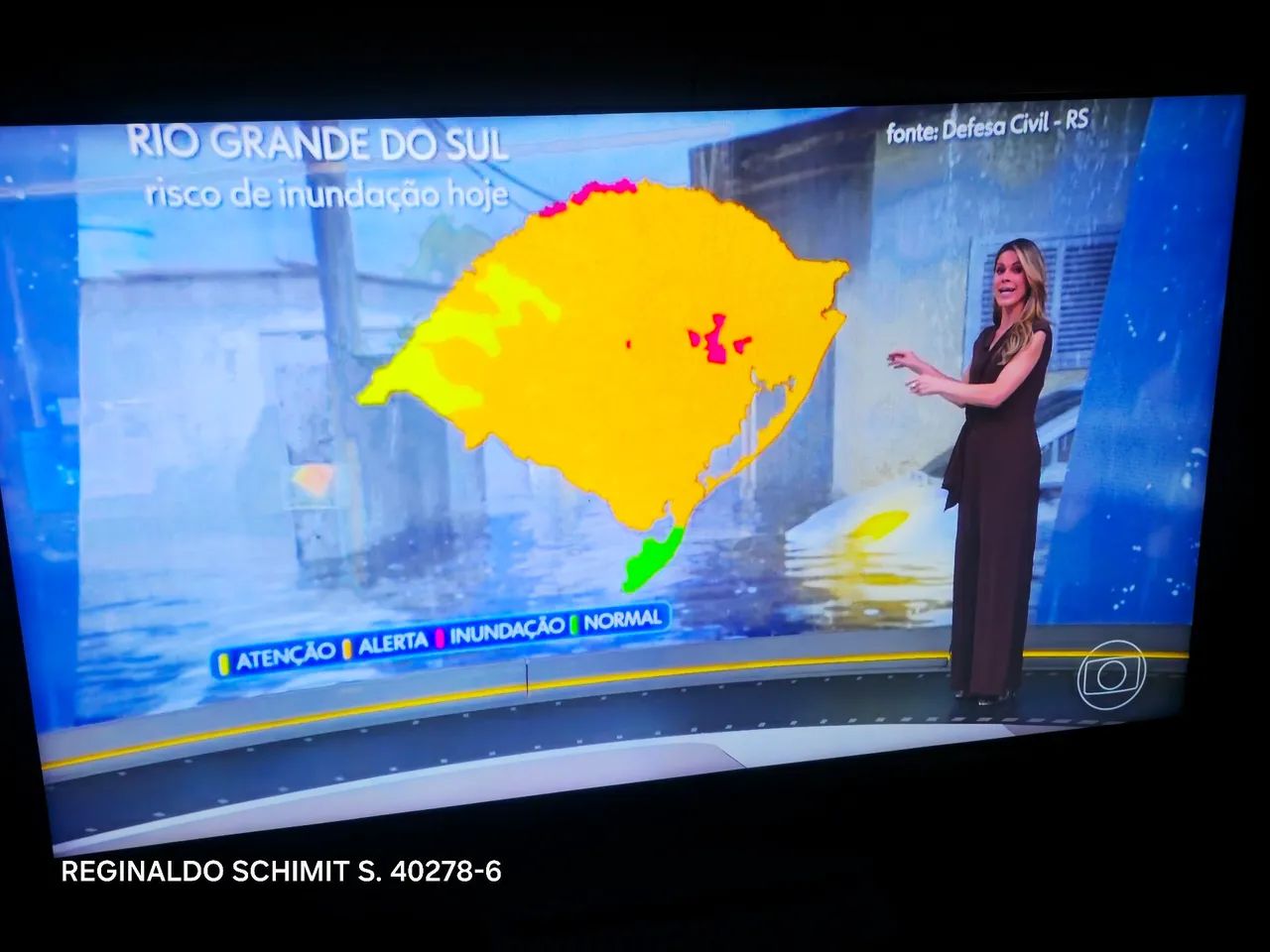 SMART TV SAMSUNG 8K QN55700B  - Foto 2