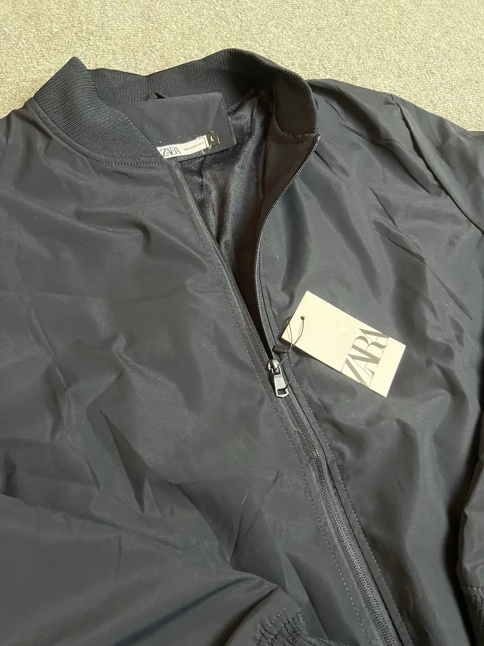 Jaqueta Bomber da Zara Azul Marinho  - Foto 4