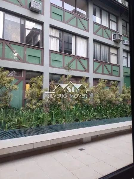 Apartamento- Petrópolis, Centro