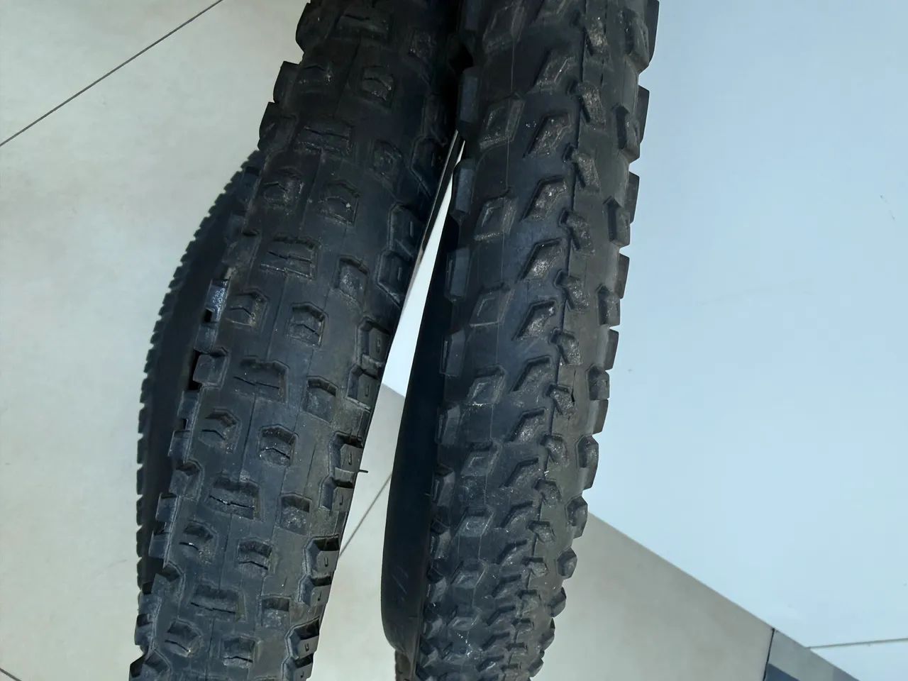 Par de Pneus MTB Specialized (Fast Trak e Ground Control) - Foto 2