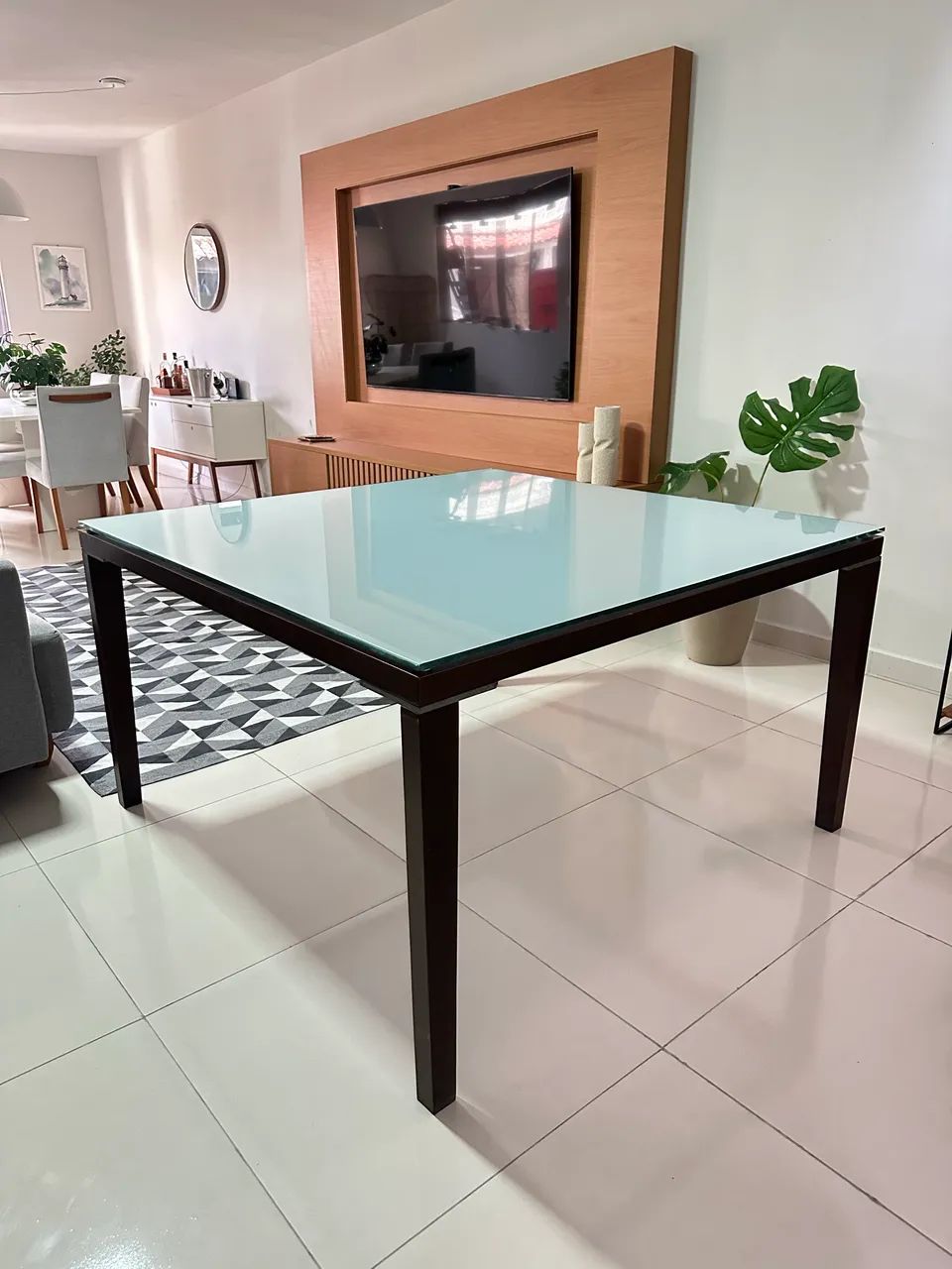 Mesa de madeira 6 lugares  - Foto 5