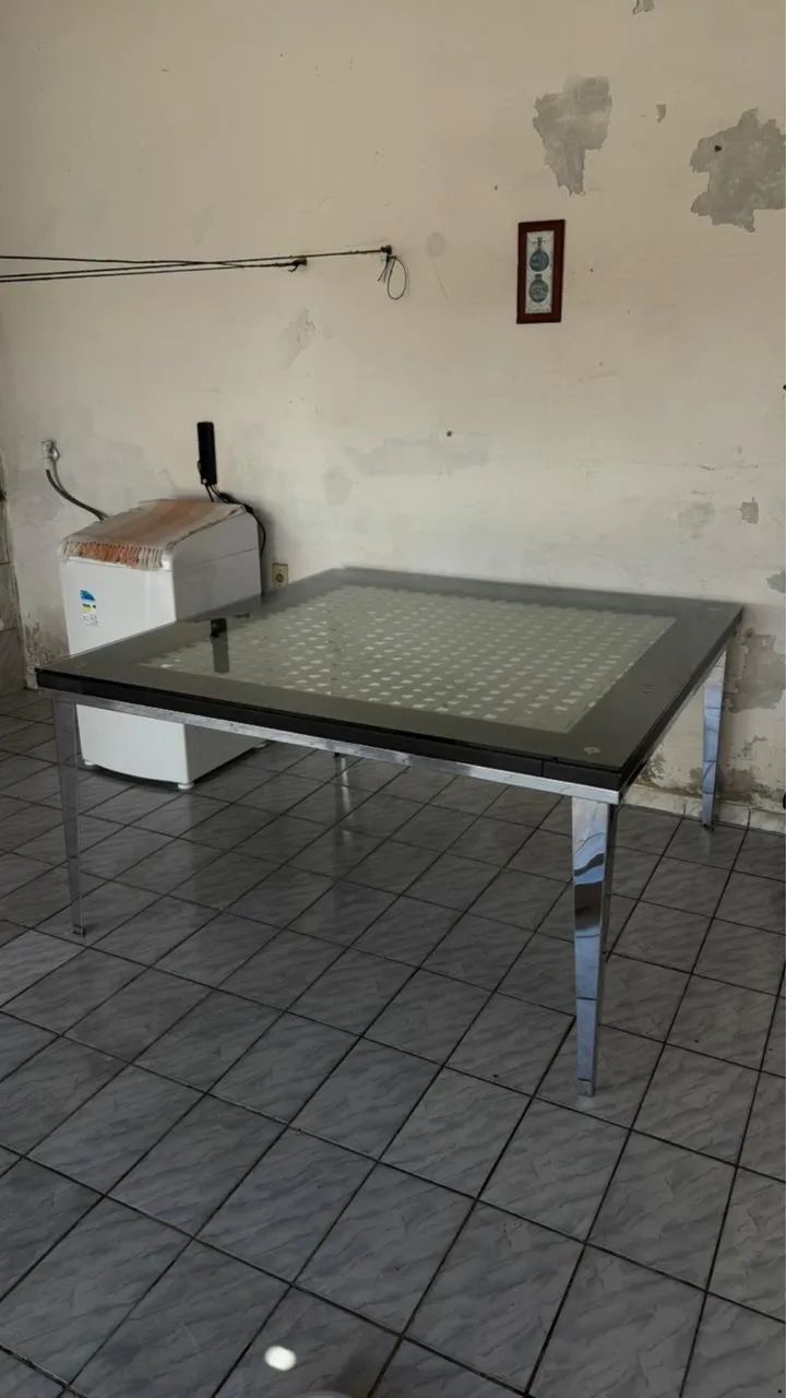 Mesa grande de vidro 