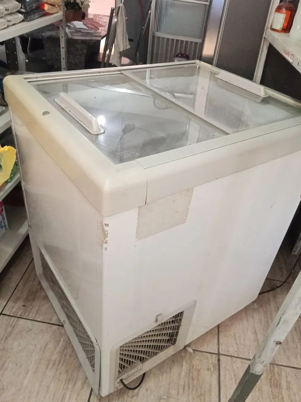 Freezer sem detalhes 