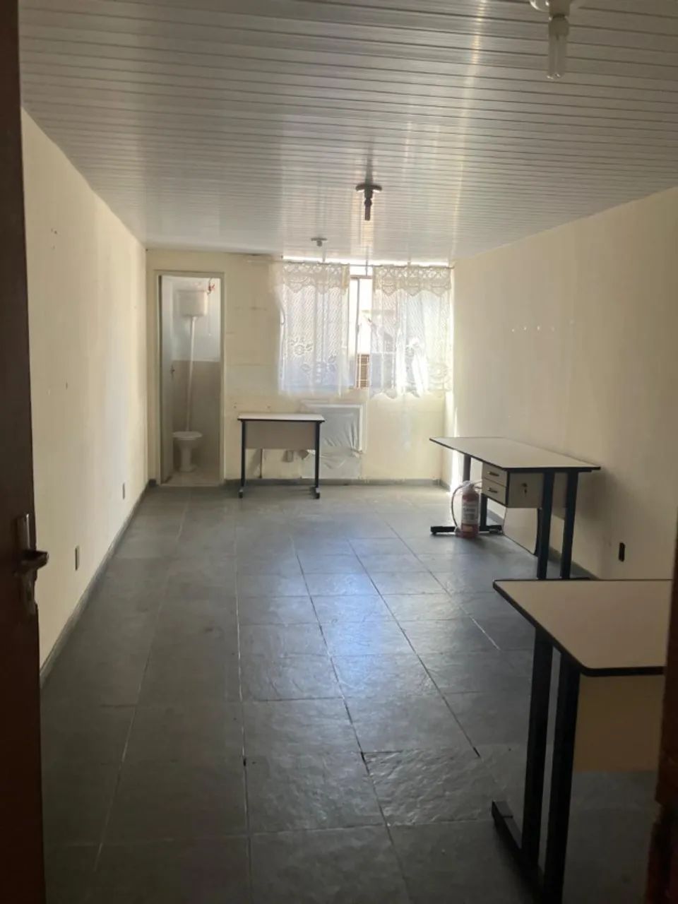 Alugo sala comercial no A terrado VR - Foto 2