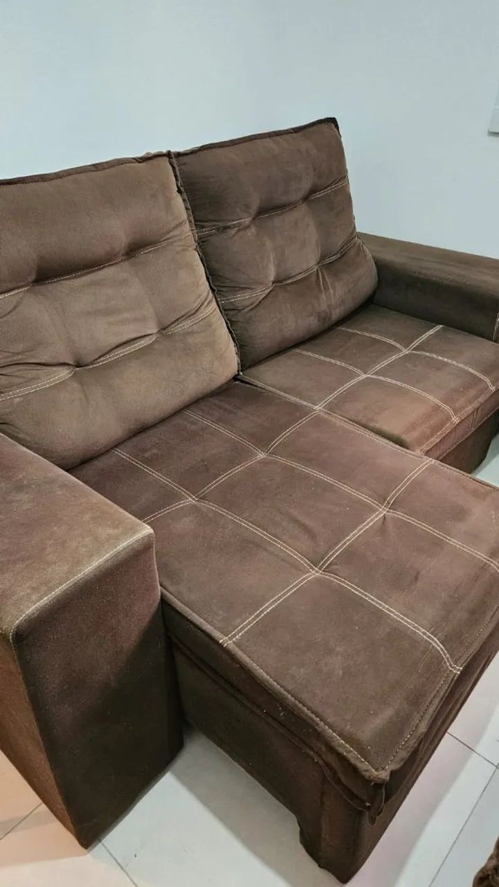 Sofá 2 lugares retrátil e reclinável marrom - Foto 5
