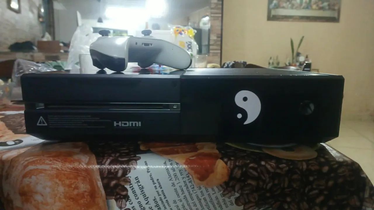 Xbox one S 1200$