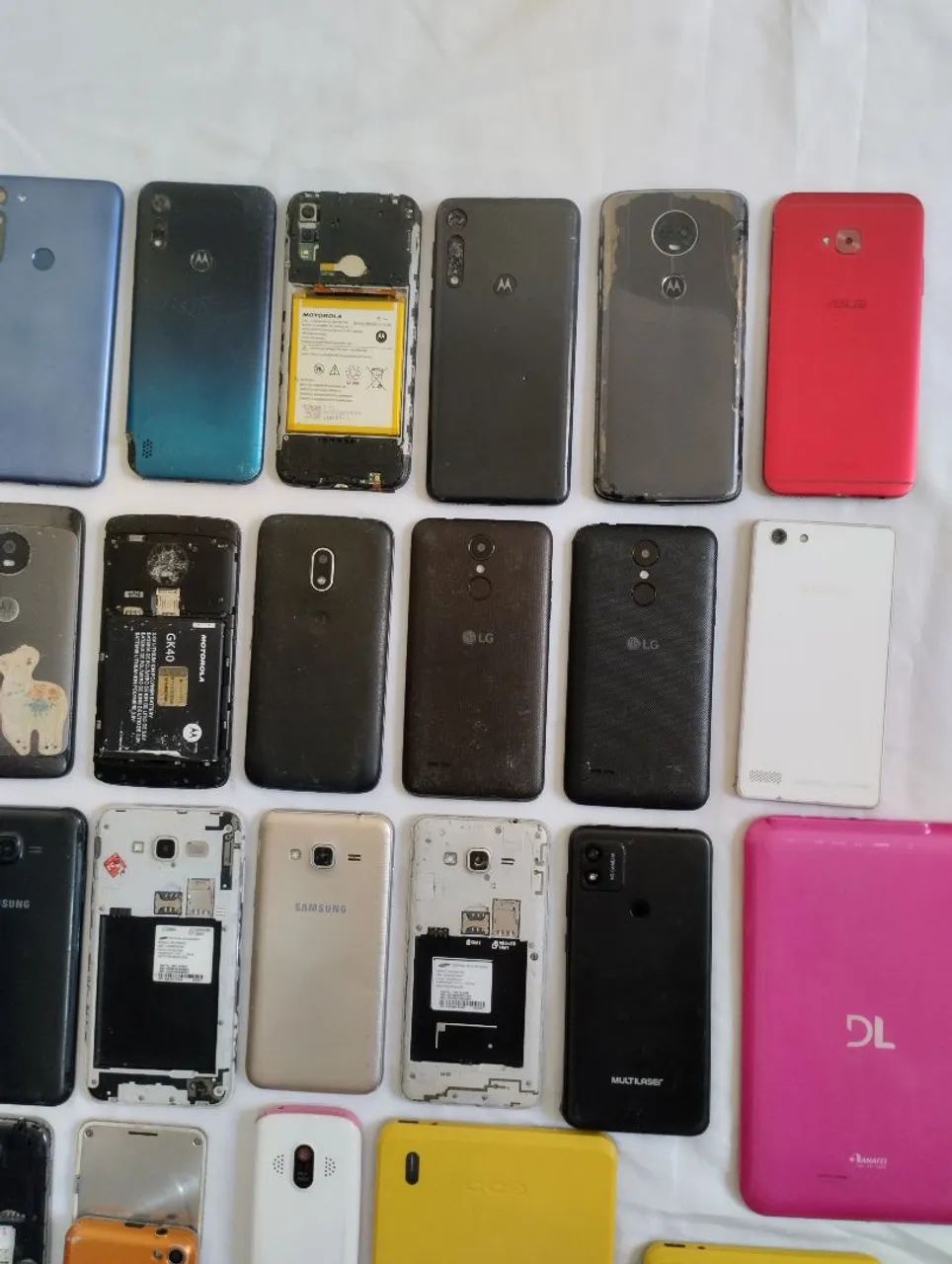 Lote de celulares, 34 celular, Motorola, Samsung, Asus, LG, Multilaser, tablets, defeitos - Foto 3