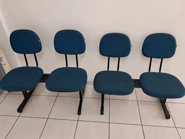 CADEIRAS DE ESPERA
