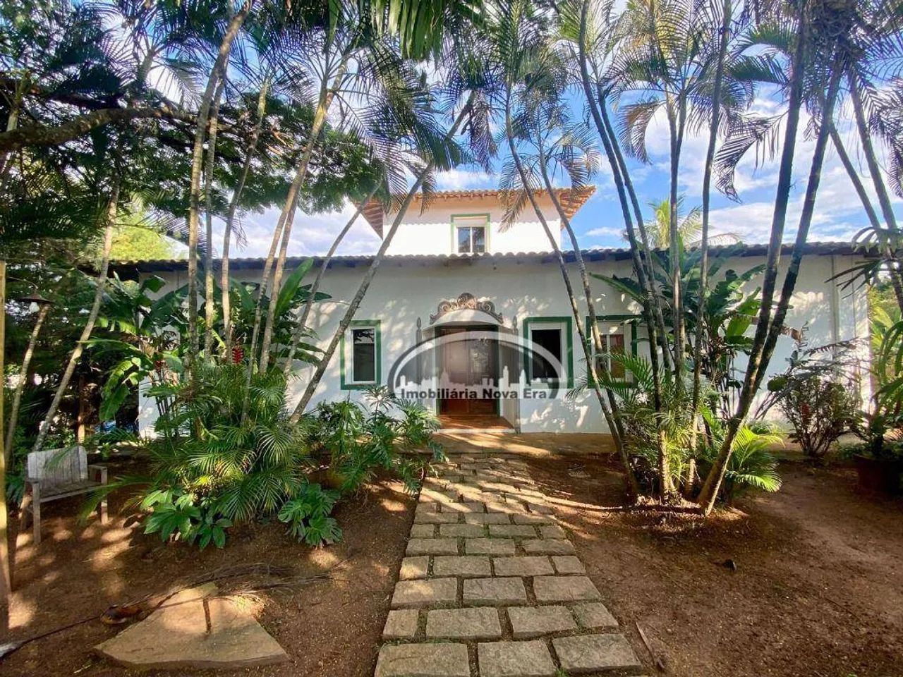 Casa com 4 dormitórios para alugar, 400 m² por R$ 19.462,95/mês - Condomínio Vista Alegre