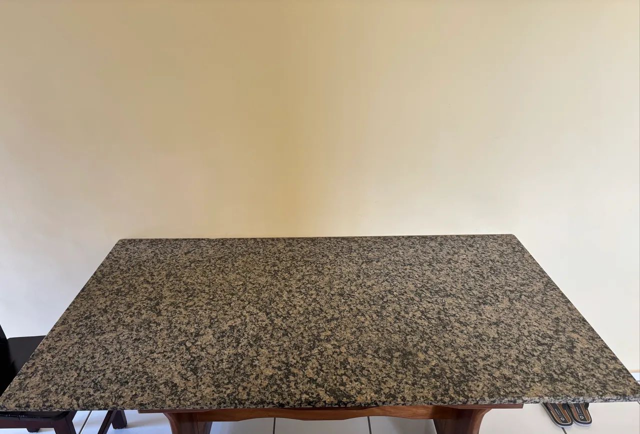 Mesa de mármore + suporte de madeira grátis: 02 cadeiras  - Foto 2
