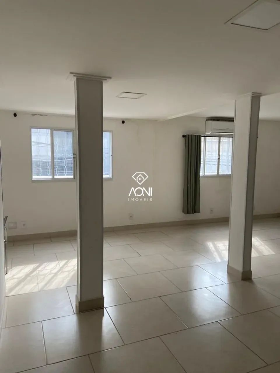 Sala Comercial 100m² em Laranjeiras  Ampla, Iluminada e Excelente Localização REF: 577 - Foto 4