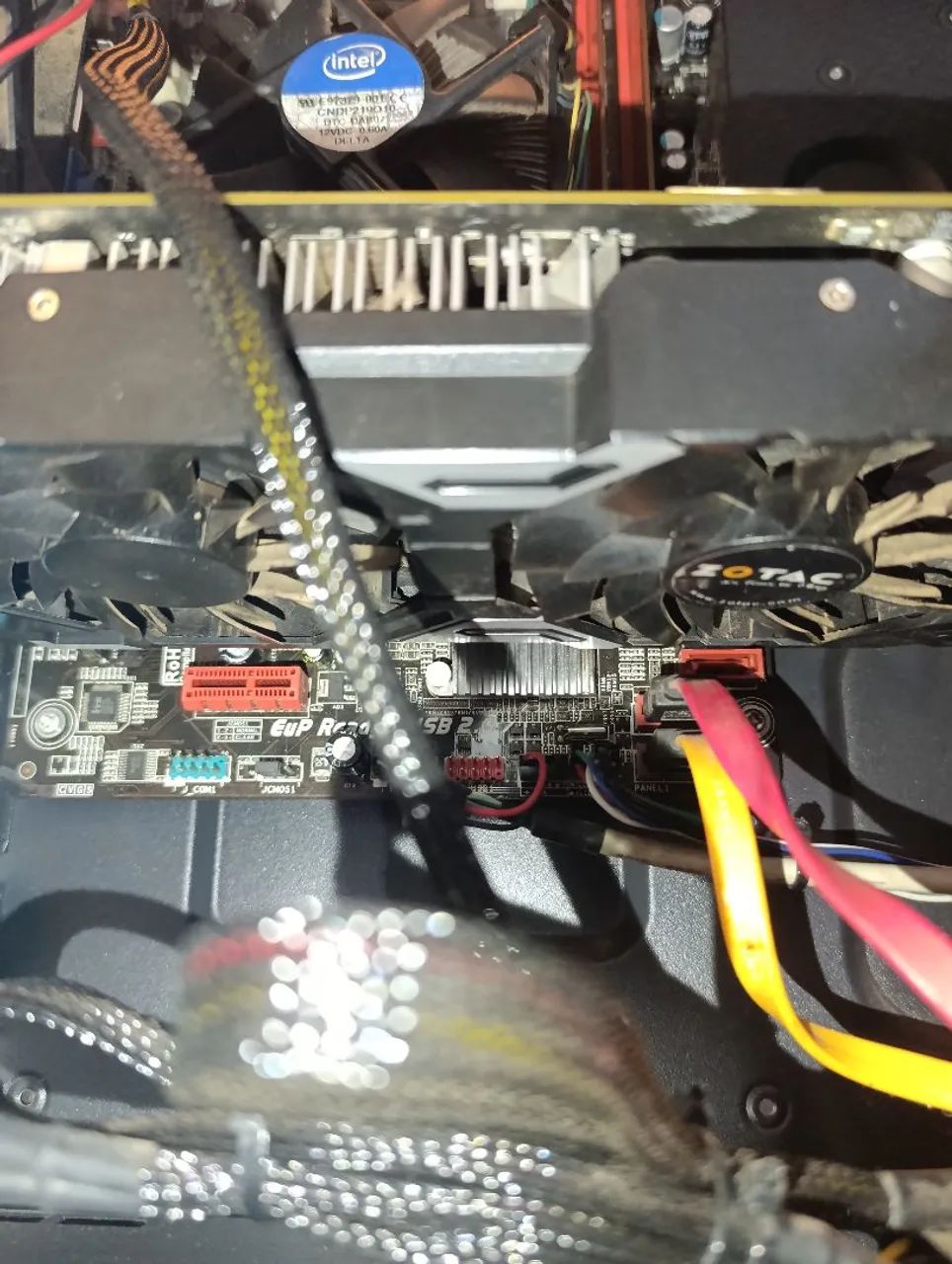 Pc game com tudo ,tela, ,mause de led, teclado de led,  - Foto 5