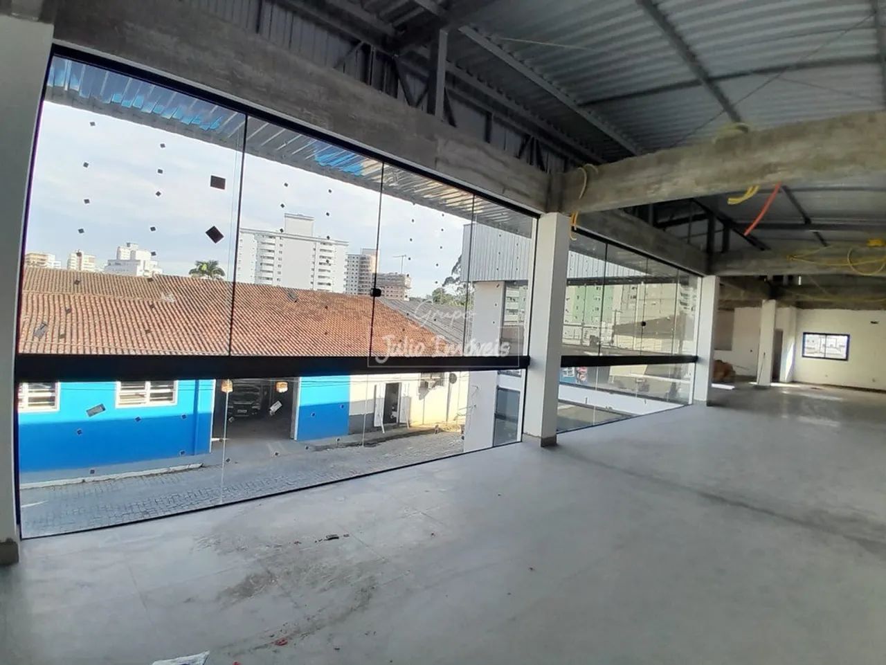 Sala comercial bairro São Luiz para locação - Foto 4