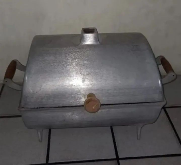 Churrasqueira de alumínio 