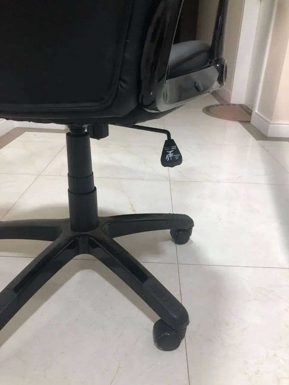 Cadeira gamer nova maymax mx1  - Foto 4