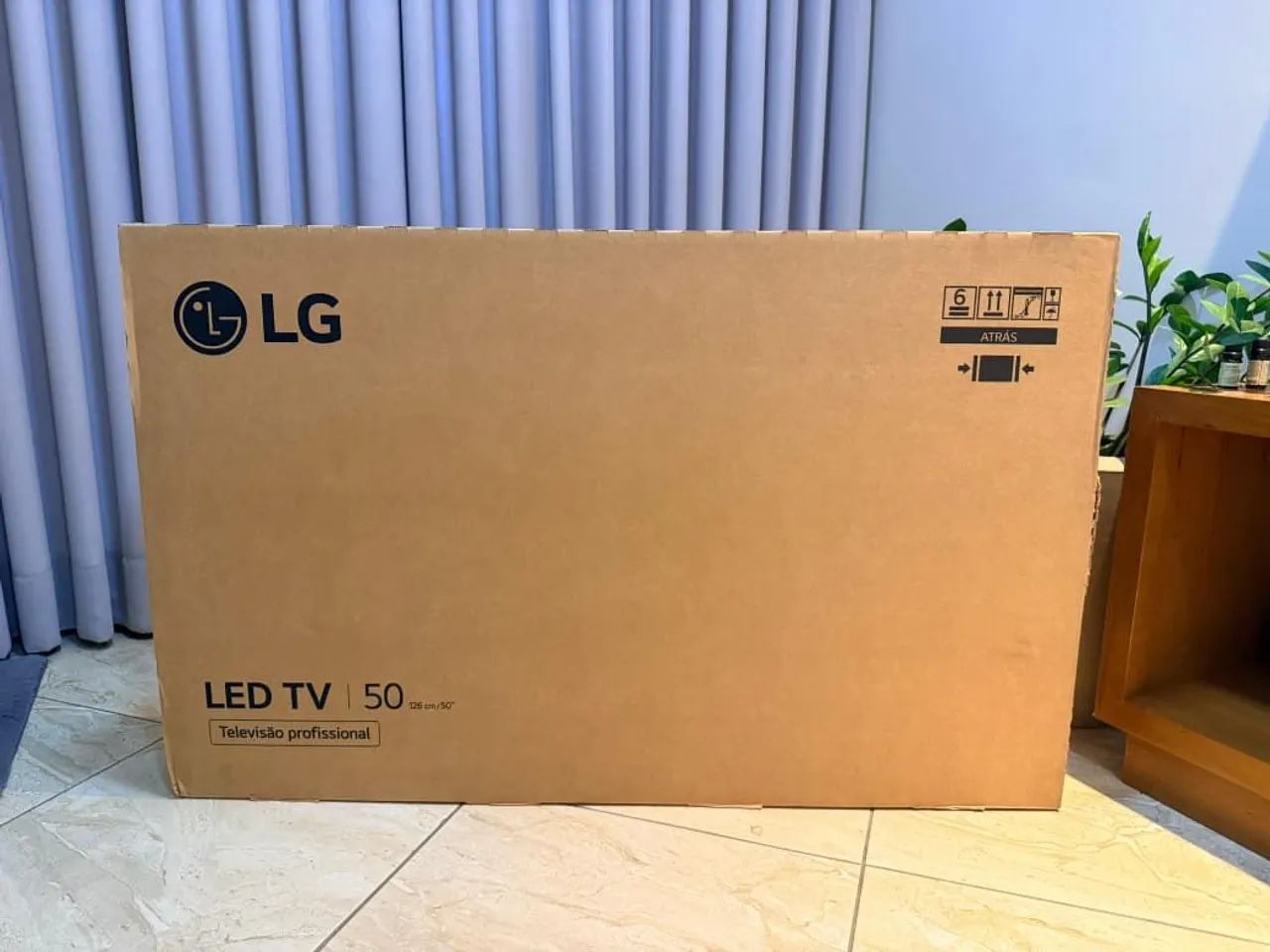 Smart TV LG 50" Nova e lacrada