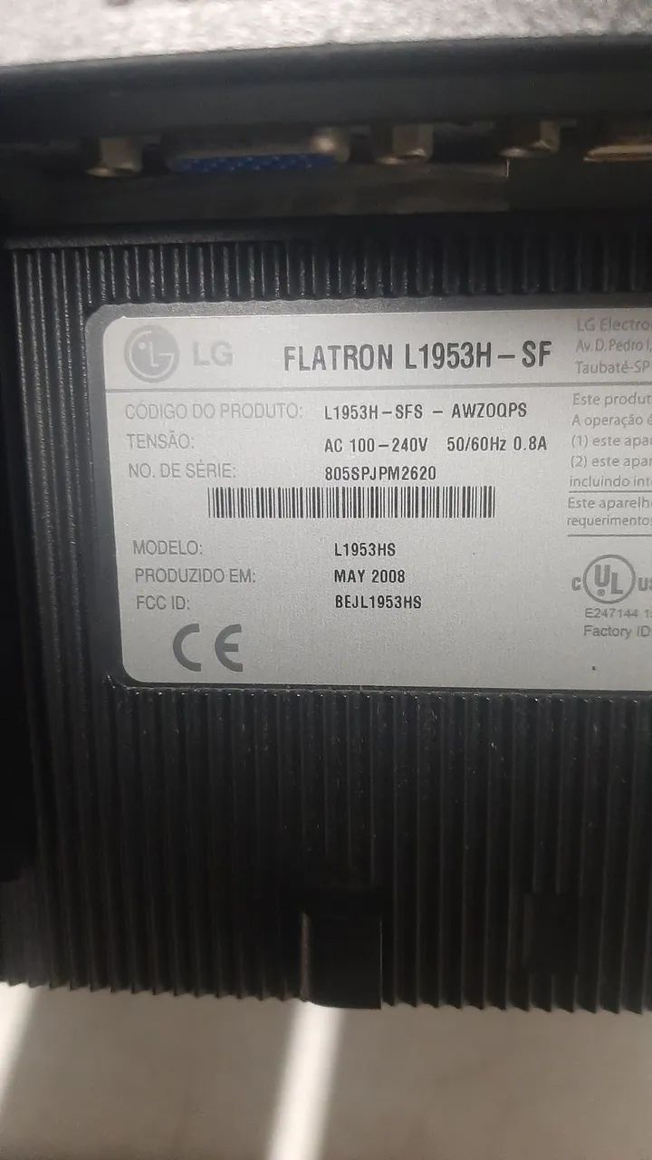 Monitor LG Flatron 19 Pol. LCD. - Foto 4