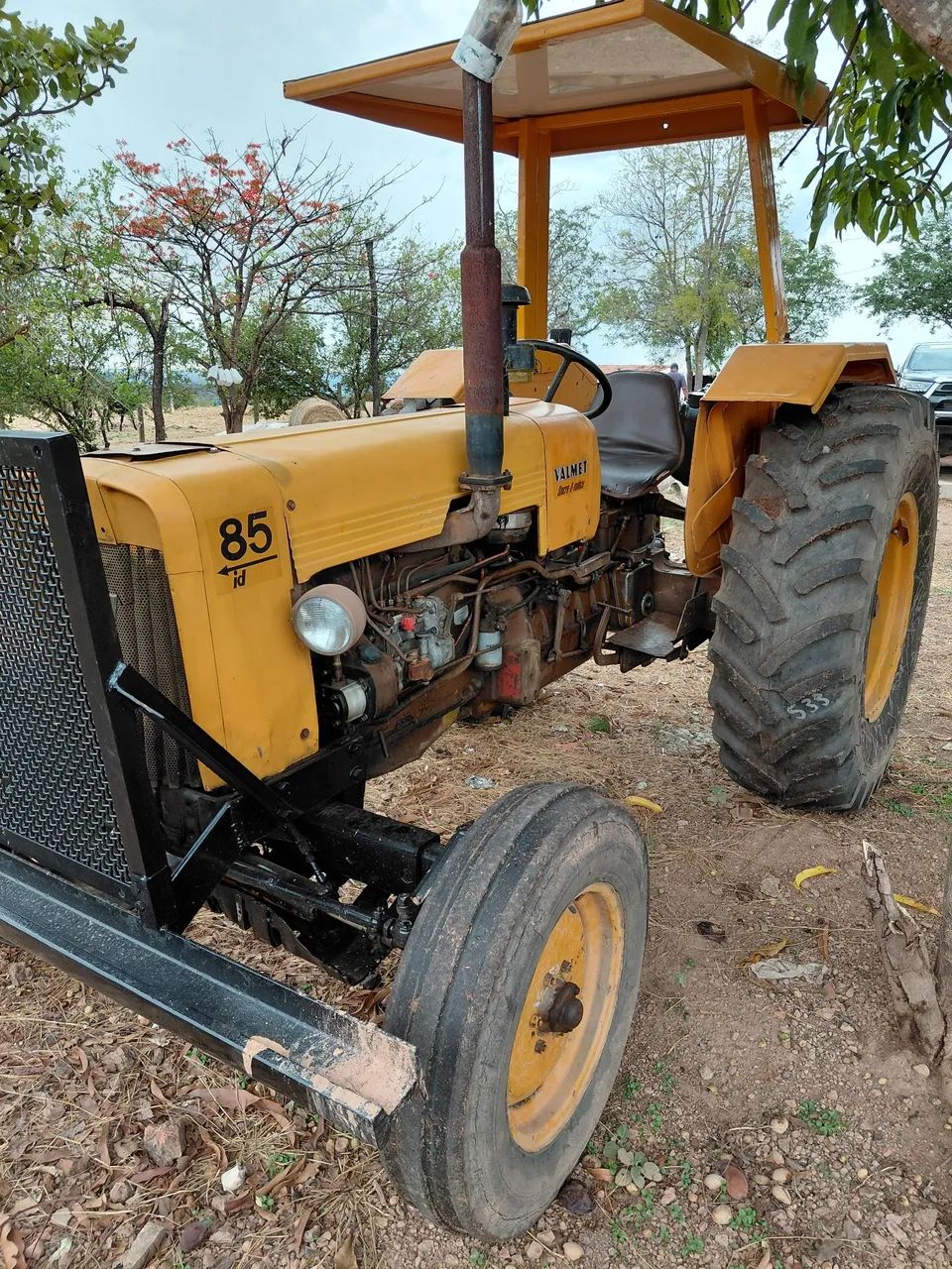 Trator valmet 85 id