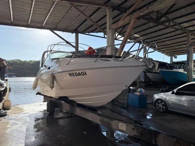 Focker 255 Motor 225HP Cabinada