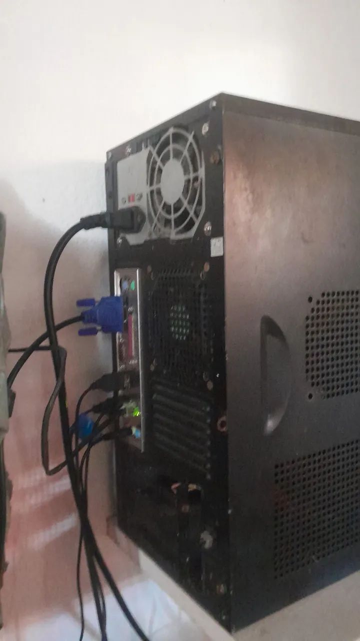 Vendo CPU Intel com SSD - Foto 3
