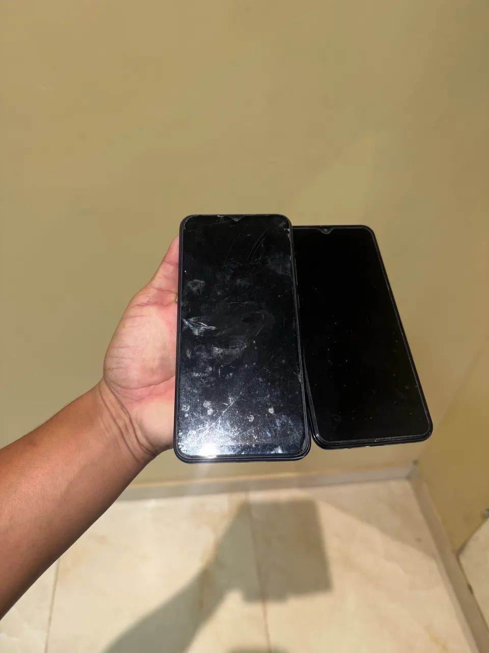 Celular Xiaomi e Samsung para retirada de peças  - Foto 2