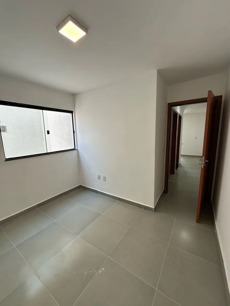 APARTAMENTO COM GARAGEM - Foto 4