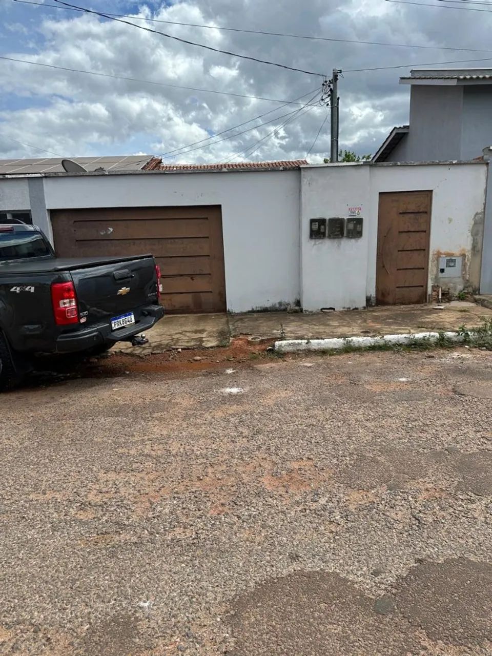 Alugo casa 