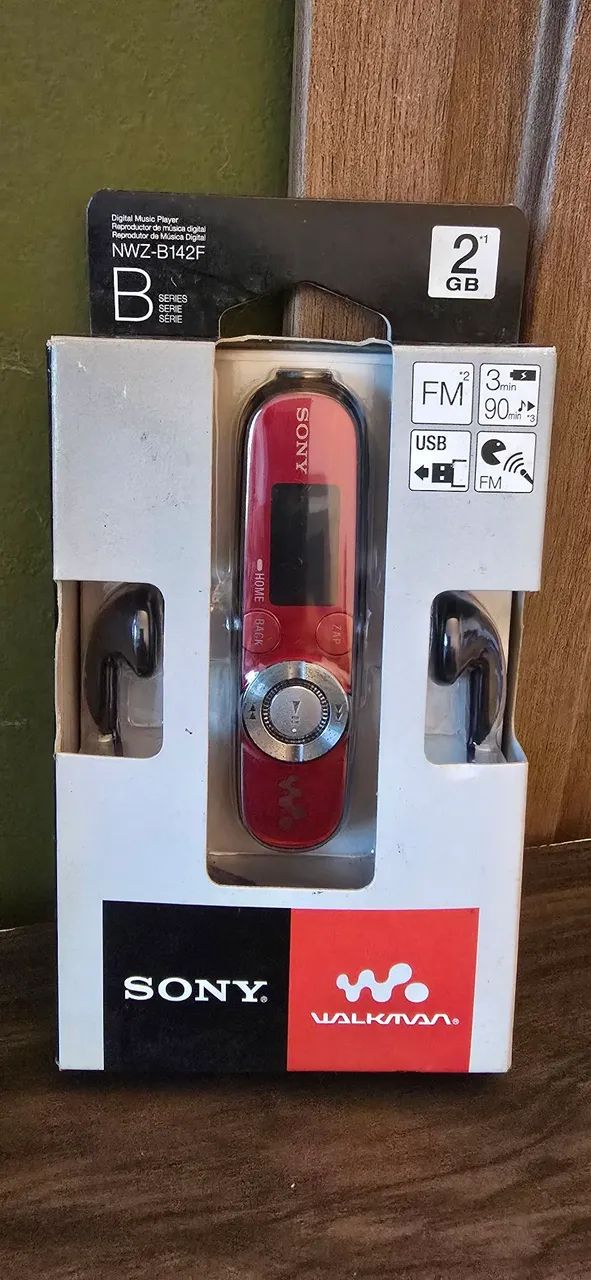 Sony Walkman 2GB modelo NWZ B142F - Aparelhos de Som - Badu