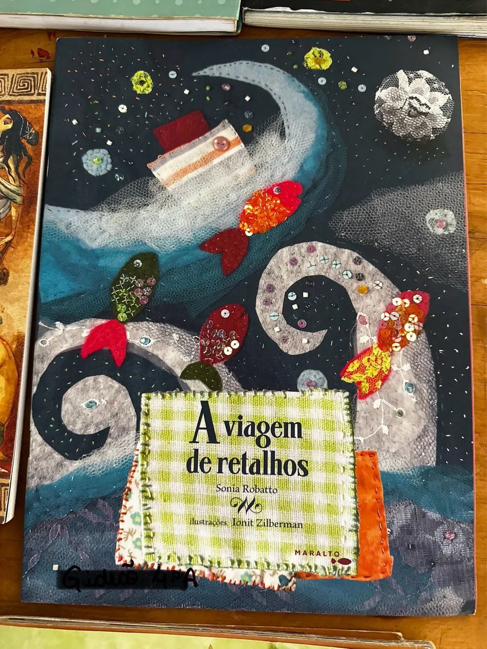 Livro A Viagem de Retalhos