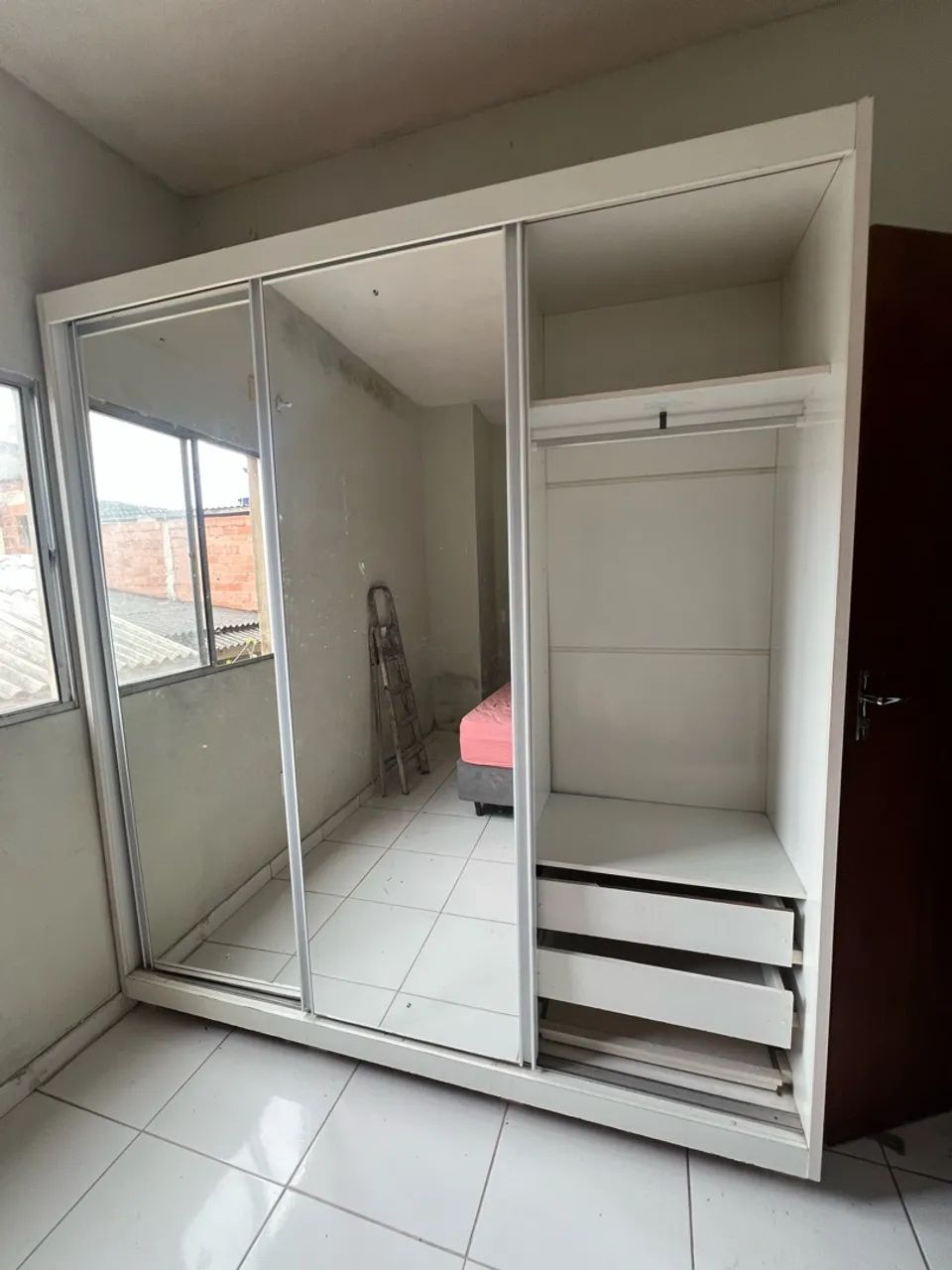 Guarda roupa