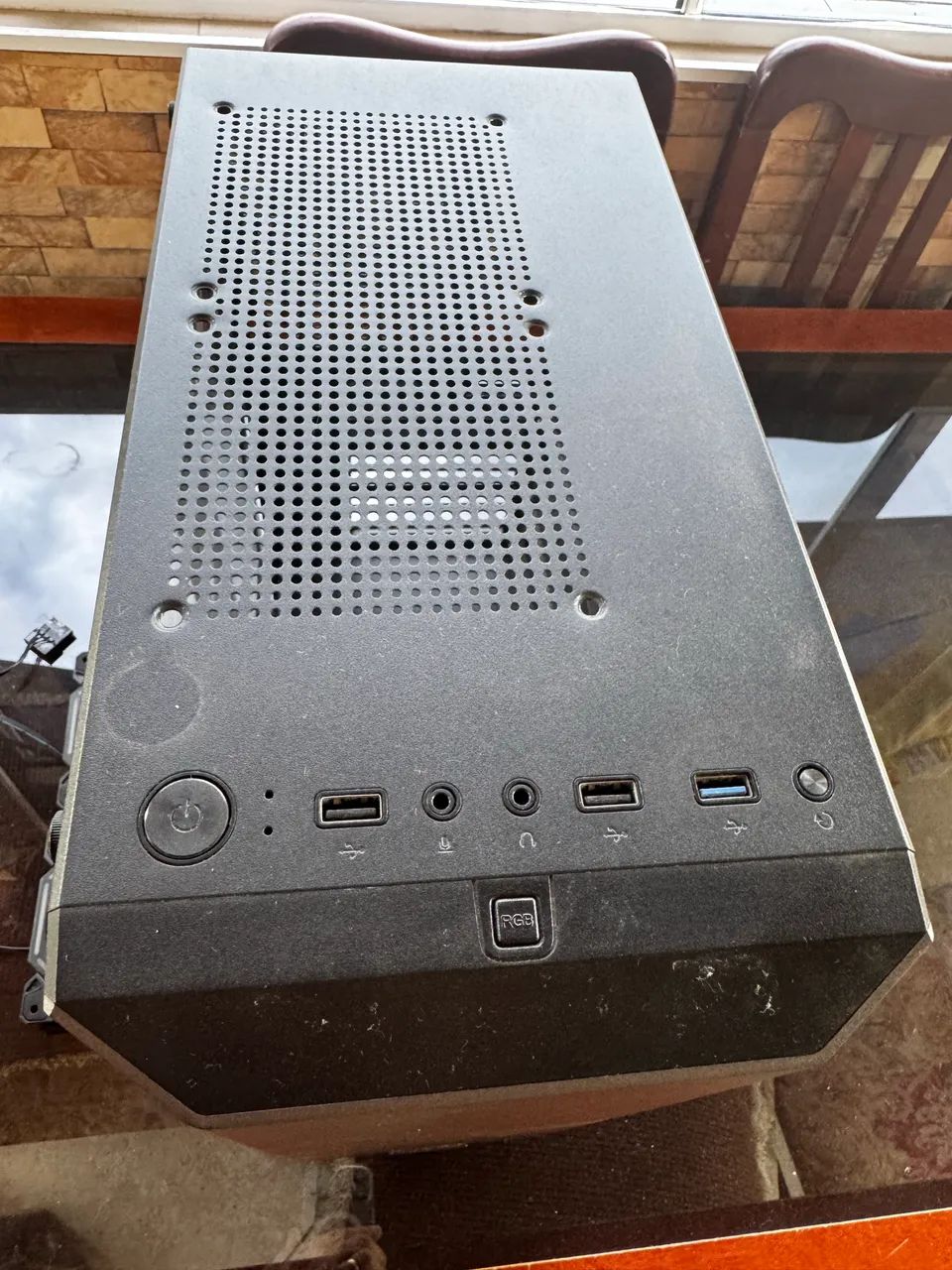 Gabinete para PC iluminação frontal com 2 Fan Warrior - Foto 4