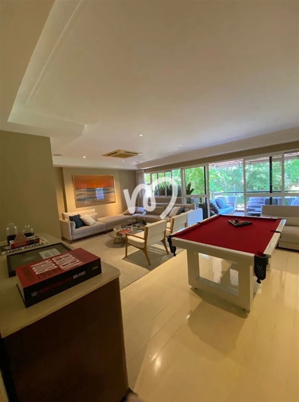 Apartamento 4 quartos, sendo 3 suítes