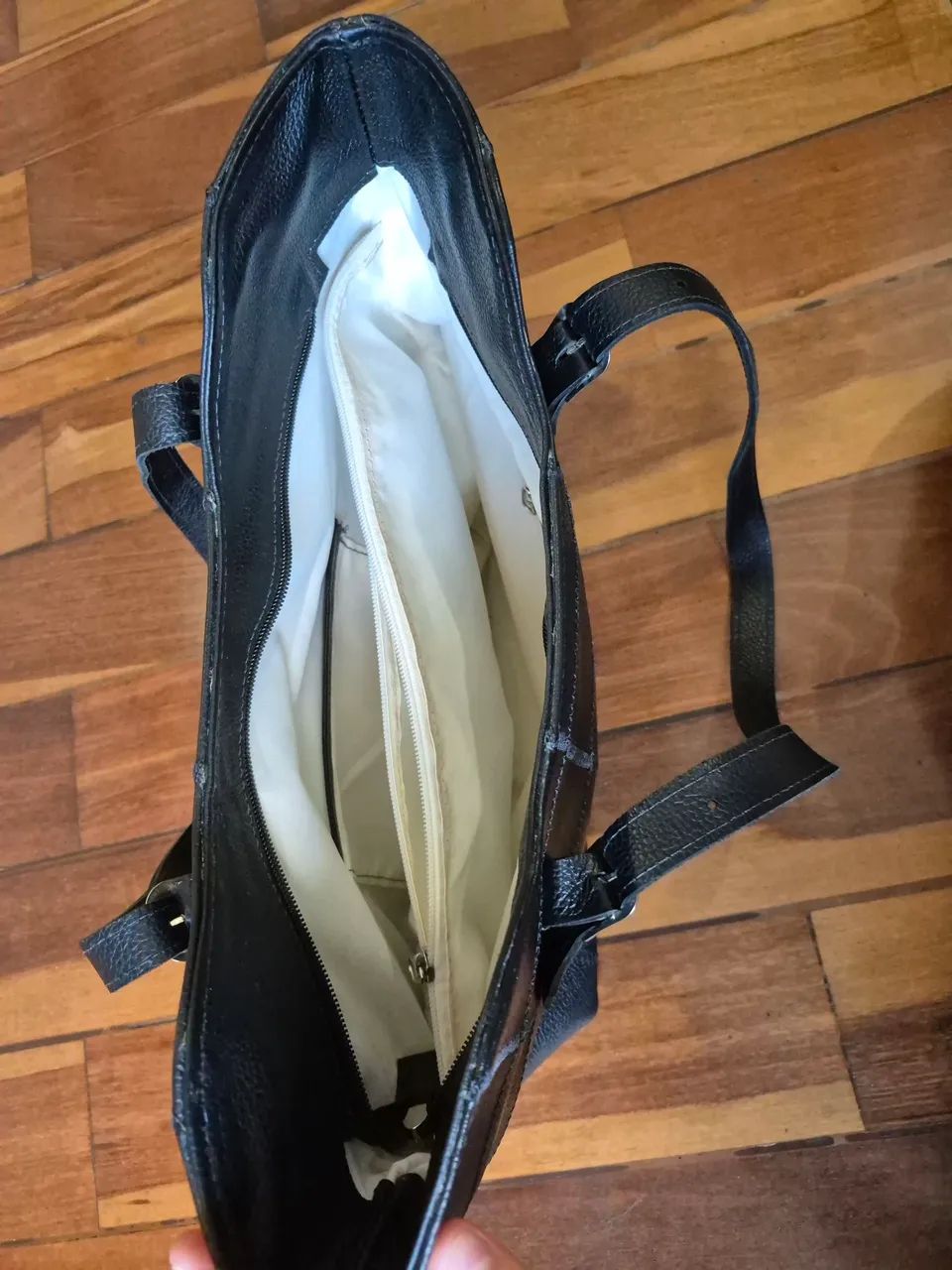 Bolsa de Ombro em Couro Legítimo Preta  - Foto 2