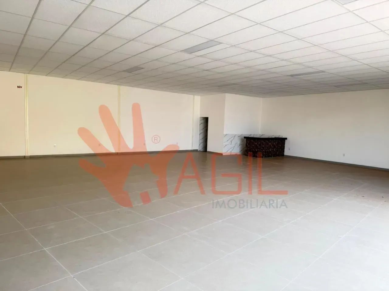 GALPÃO COM 257,53m2 DISPONÍVEL PARA LOCAÇÃO. - Foto 4